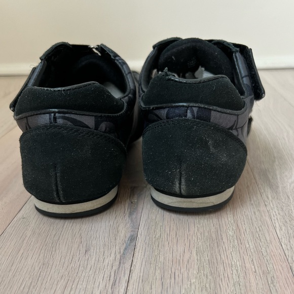 Coach Kyrie Monogram Fabric and Suede Velcro Strap Sneakers Gray size 7 - Picture 5 of 7